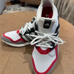 Adidas UltraBoost 1.0 S&L “Grey Scarlet” Men’s sz 12.5